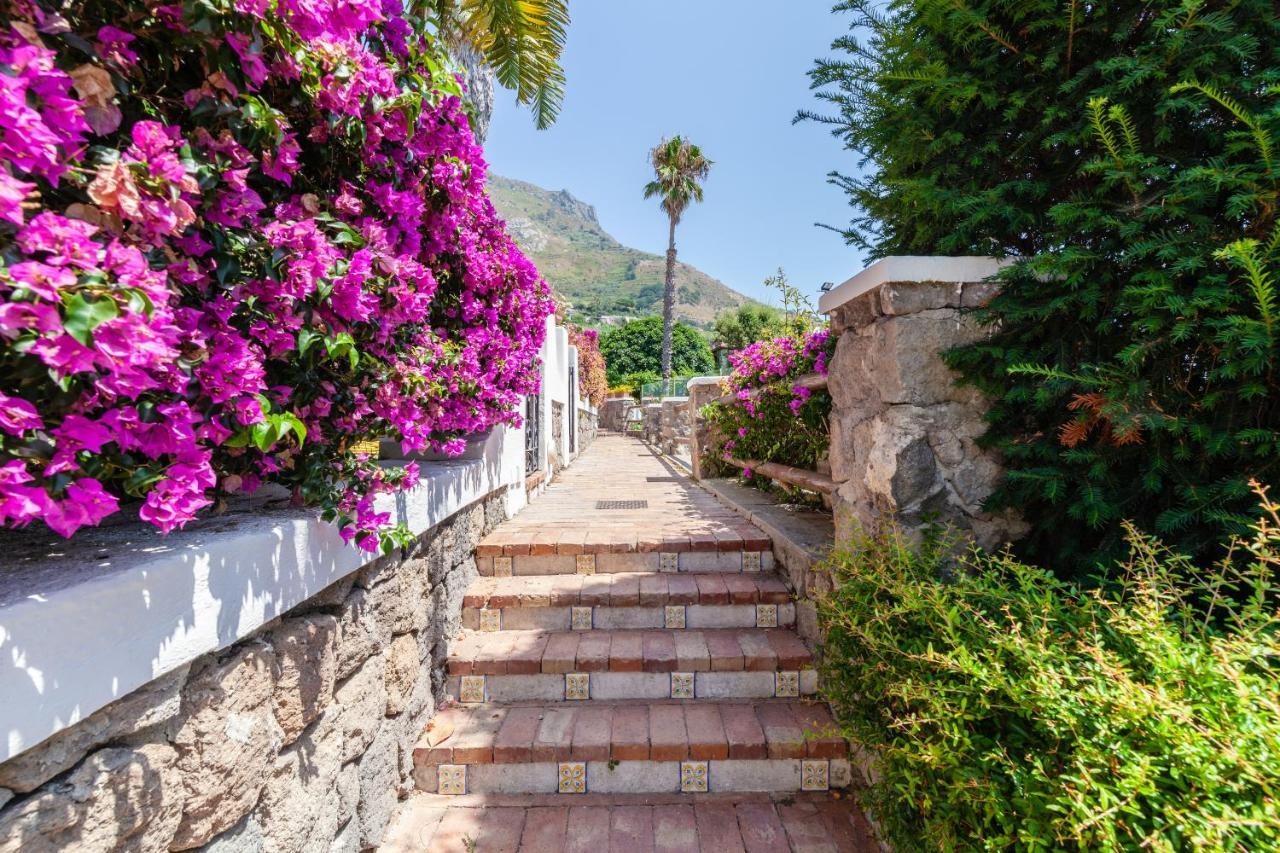 Villetta Con Giardino Esclusivo Di 1000 Mq, Piscina, Tennis, Calcio, Bocce Forio di Ischia Zewnętrze zdjęcie