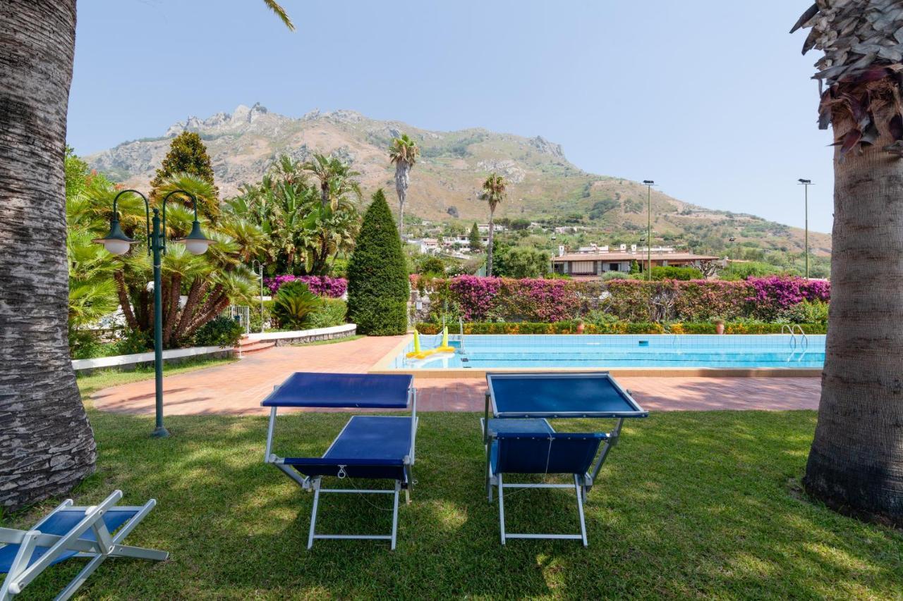 Villetta Con Giardino Esclusivo Di 1000 Mq, Piscina, Tennis, Calcio, Bocce Forio di Ischia Zewnętrze zdjęcie