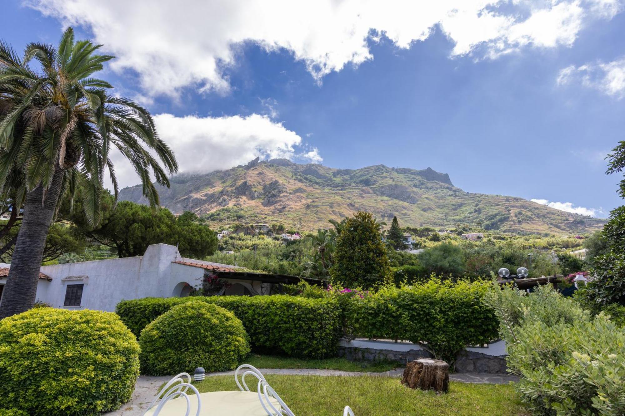 Villetta Con Giardino Esclusivo Di 1000 Mq, Piscina, Tennis, Calcio, Bocce Forio di Ischia Zewnętrze zdjęcie