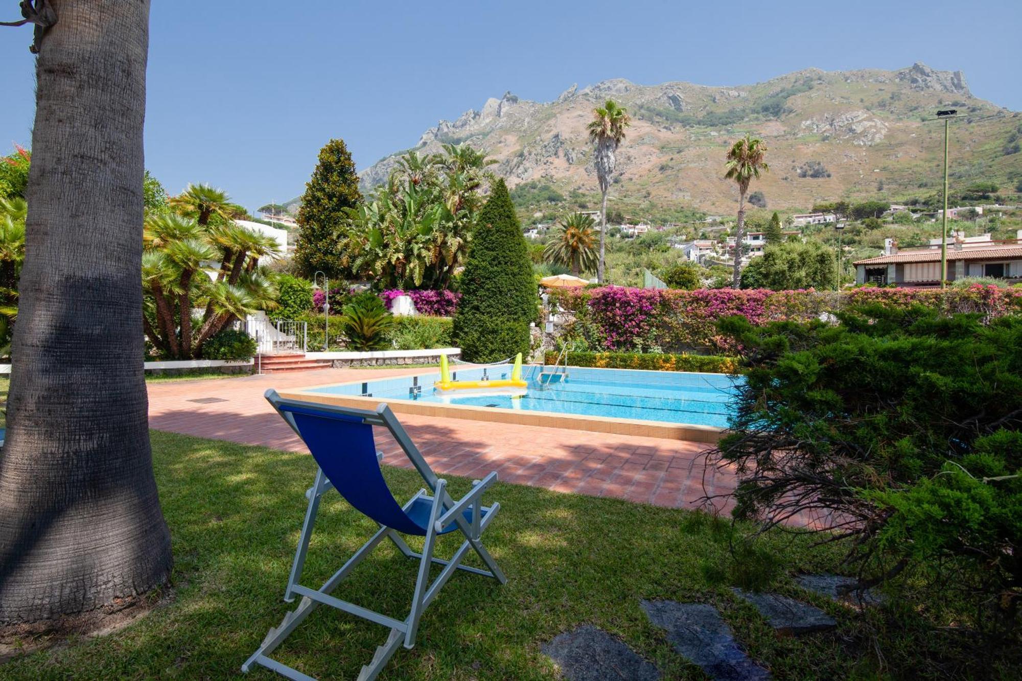 Villetta Con Giardino Esclusivo Di 1000 Mq, Piscina, Tennis, Calcio, Bocce Forio di Ischia Zewnętrze zdjęcie