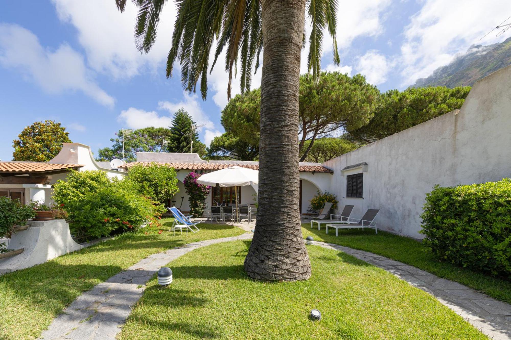 Villetta Con Giardino Esclusivo Di 1000 Mq, Piscina, Tennis, Calcio, Bocce Forio di Ischia Zewnętrze zdjęcie